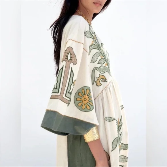 #20 NEW ! CLOSEOUT FIRM 🌸Embroidered Cotton Linen blend Mini Dress in Cream Sage - Picture 5 of 9